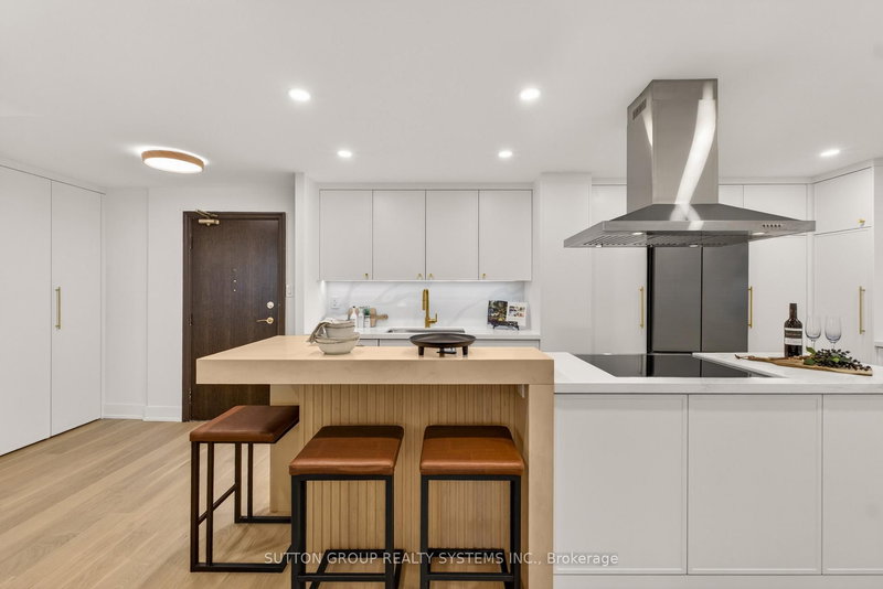 1409 - 820 Burnhamthorpe Rd, Toronto, M9C 4W2 | Image 2