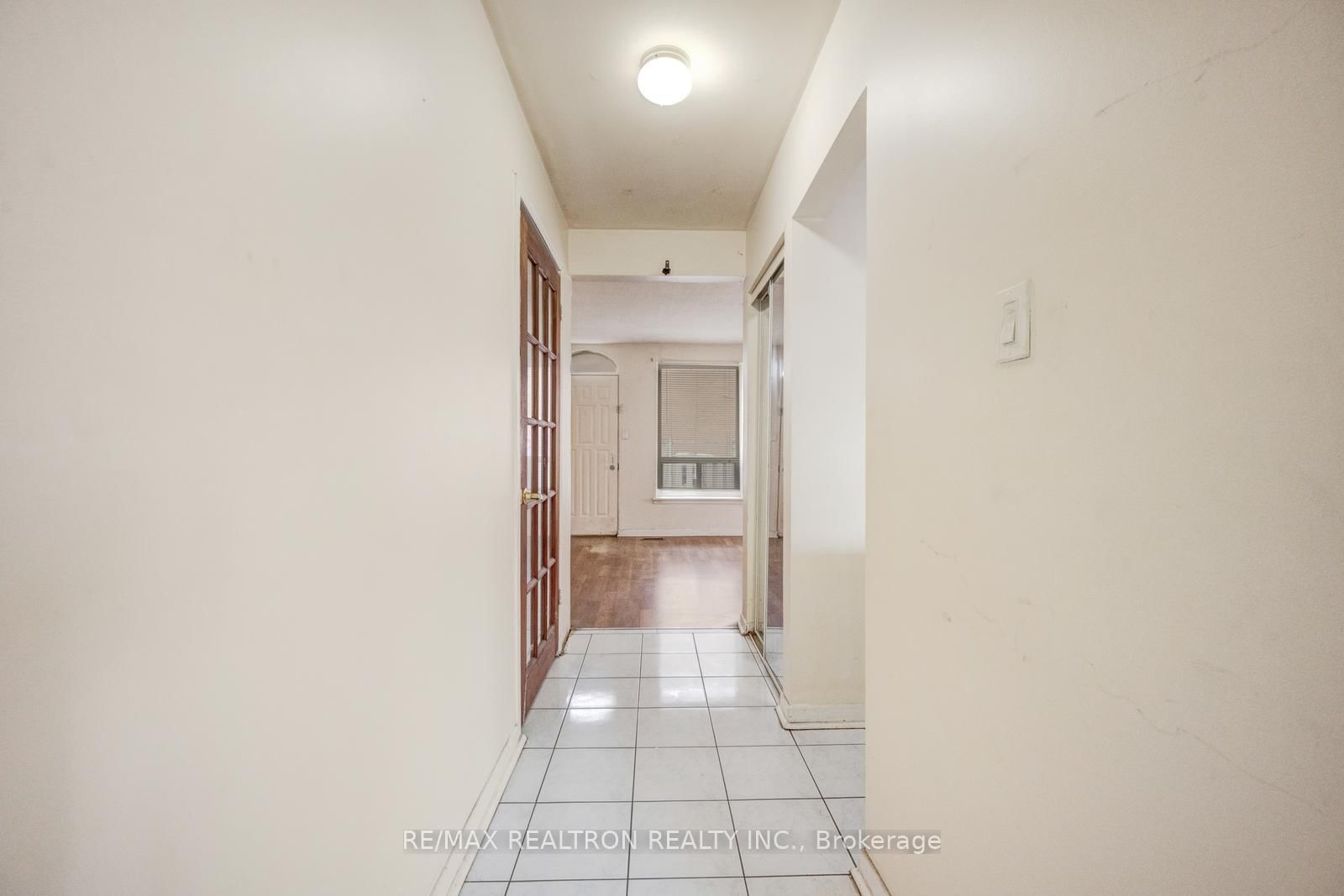 250 John Garland Boulevard • #106 • Toronto, ON photo 16