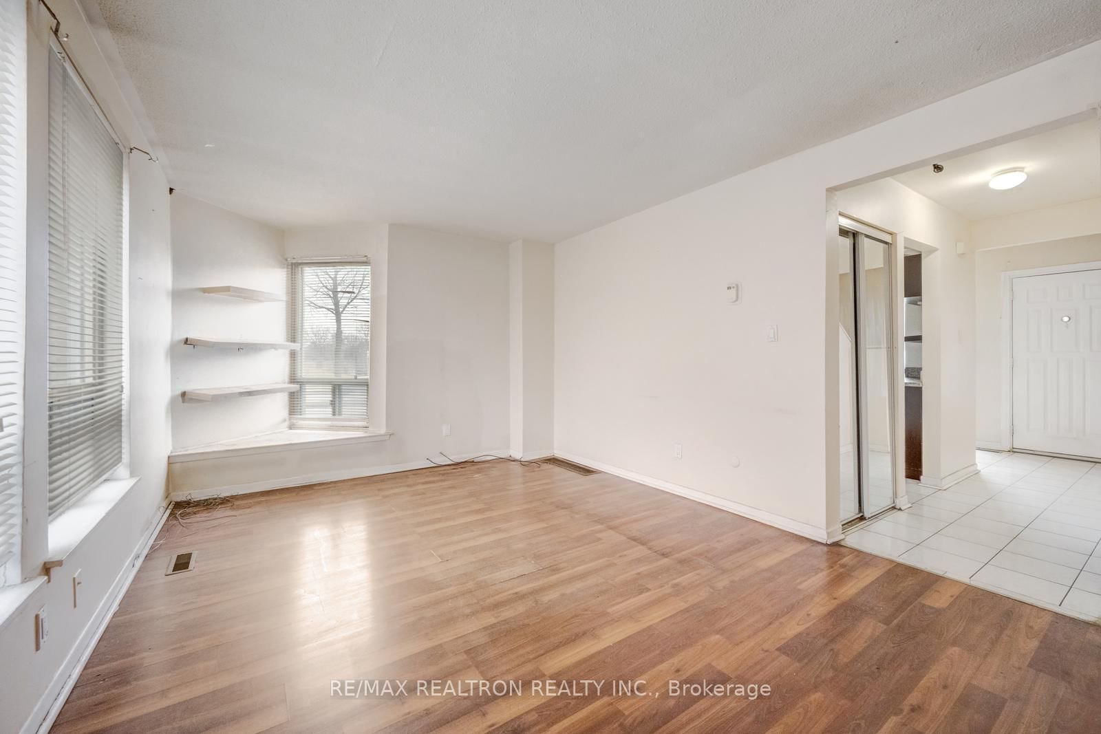 250 John Garland Boulevard • #106 • Toronto, ON photo 19