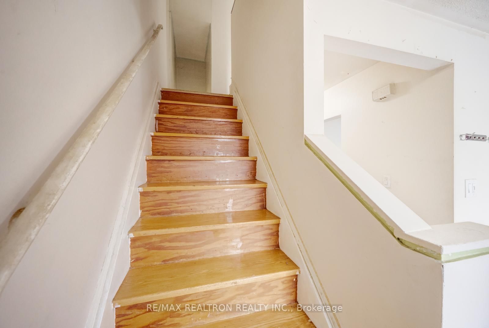 250 John Garland Boulevard • #106 • Toronto, ON photo 20