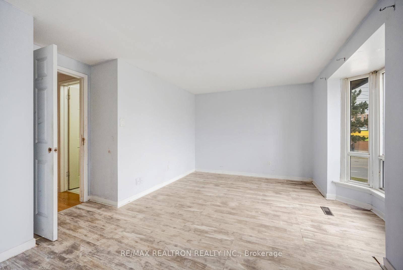 250 John Garland Boulevard • #106 • Toronto, ON photo 22