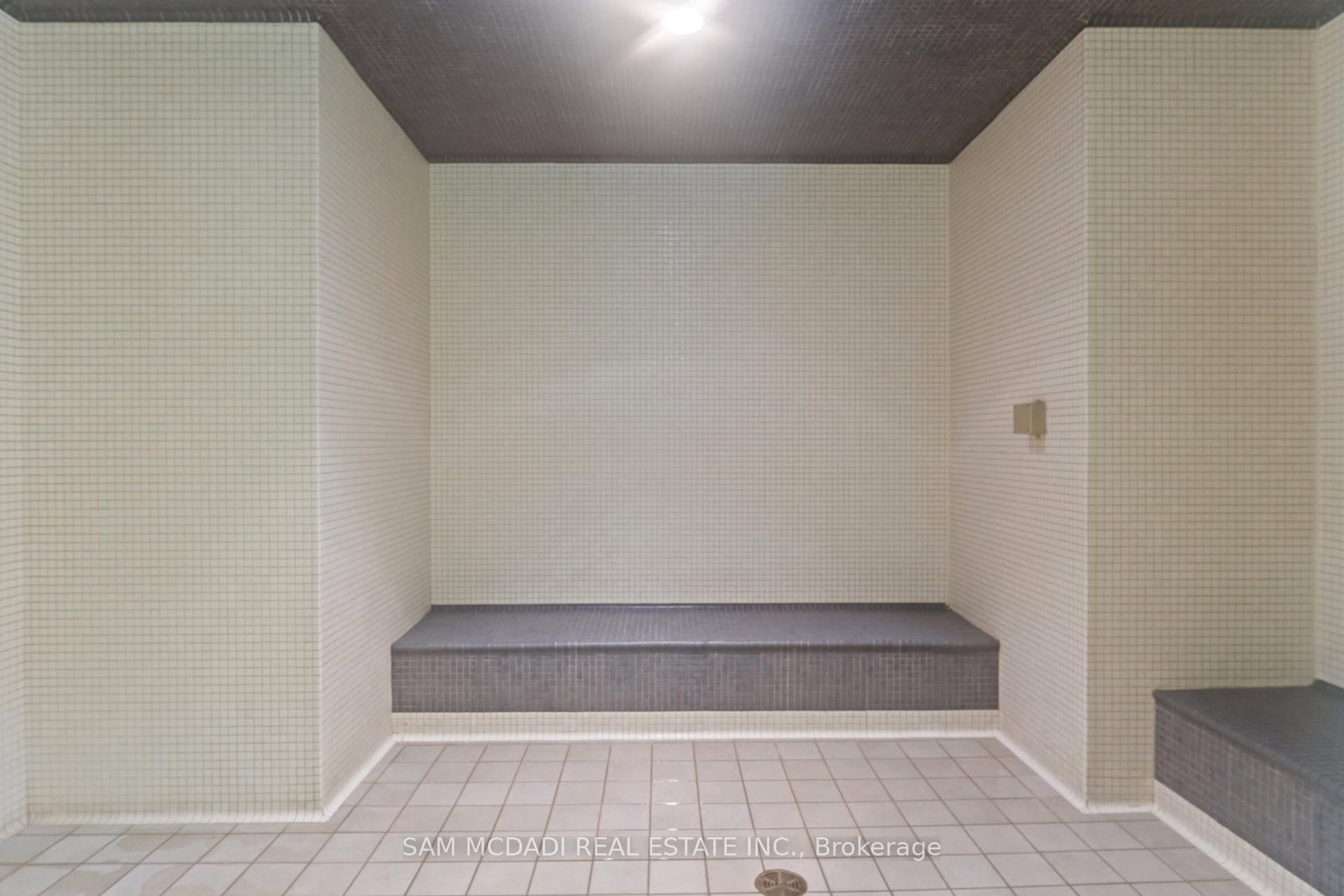 330 Burnhamthorpe Road, Unit 705 - Photo 31