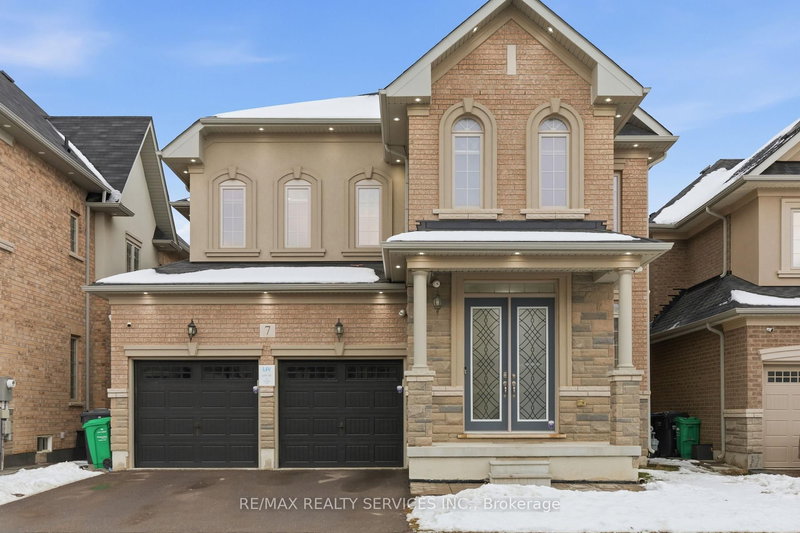 7 Caboose St, Brampton, L7A 5A9 | Image 2