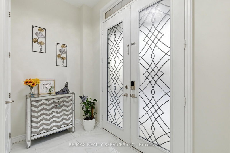 7 Caboose St, Brampton, L7A 5A9 | Image 3