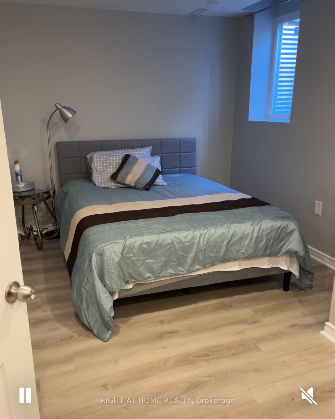 27 Dills Crescent E, Unit BASEMENT - Photo 4