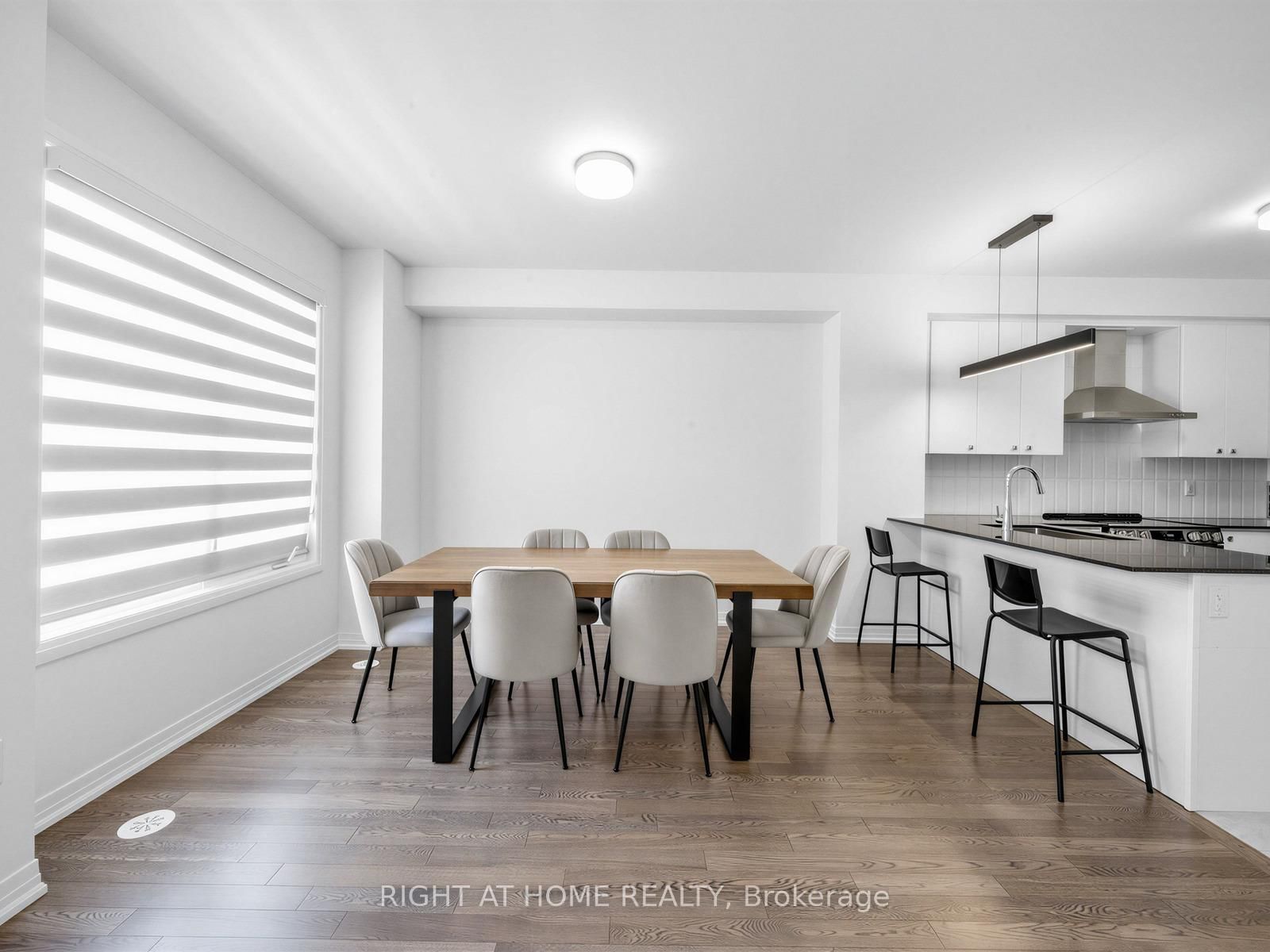 96 coolhurst Avenue - Photo 2