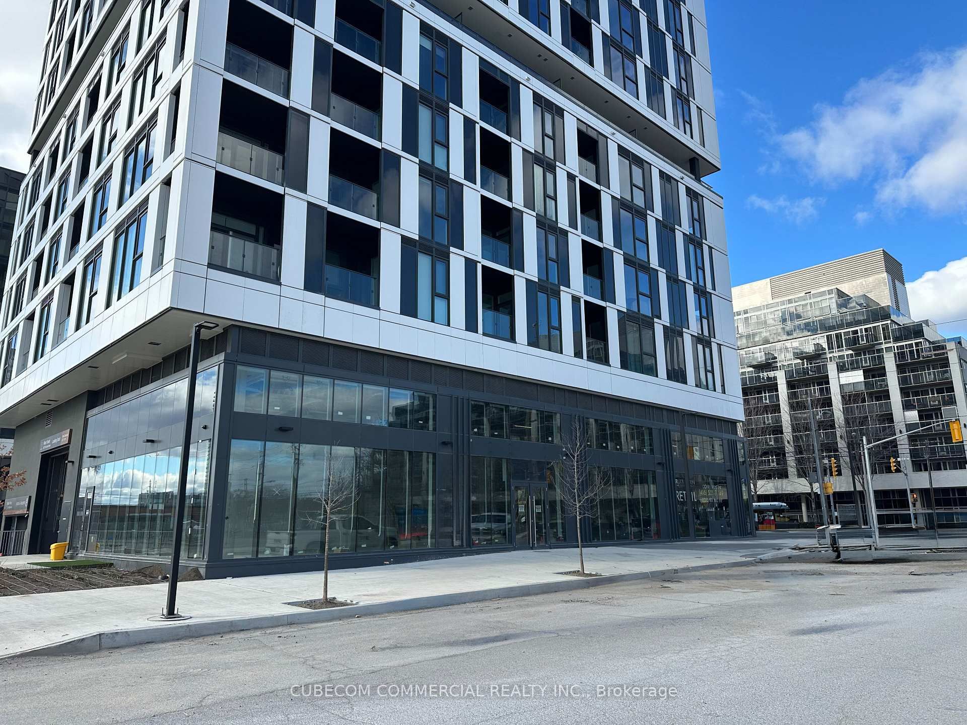 1011 The Queensway, Unit B1A4