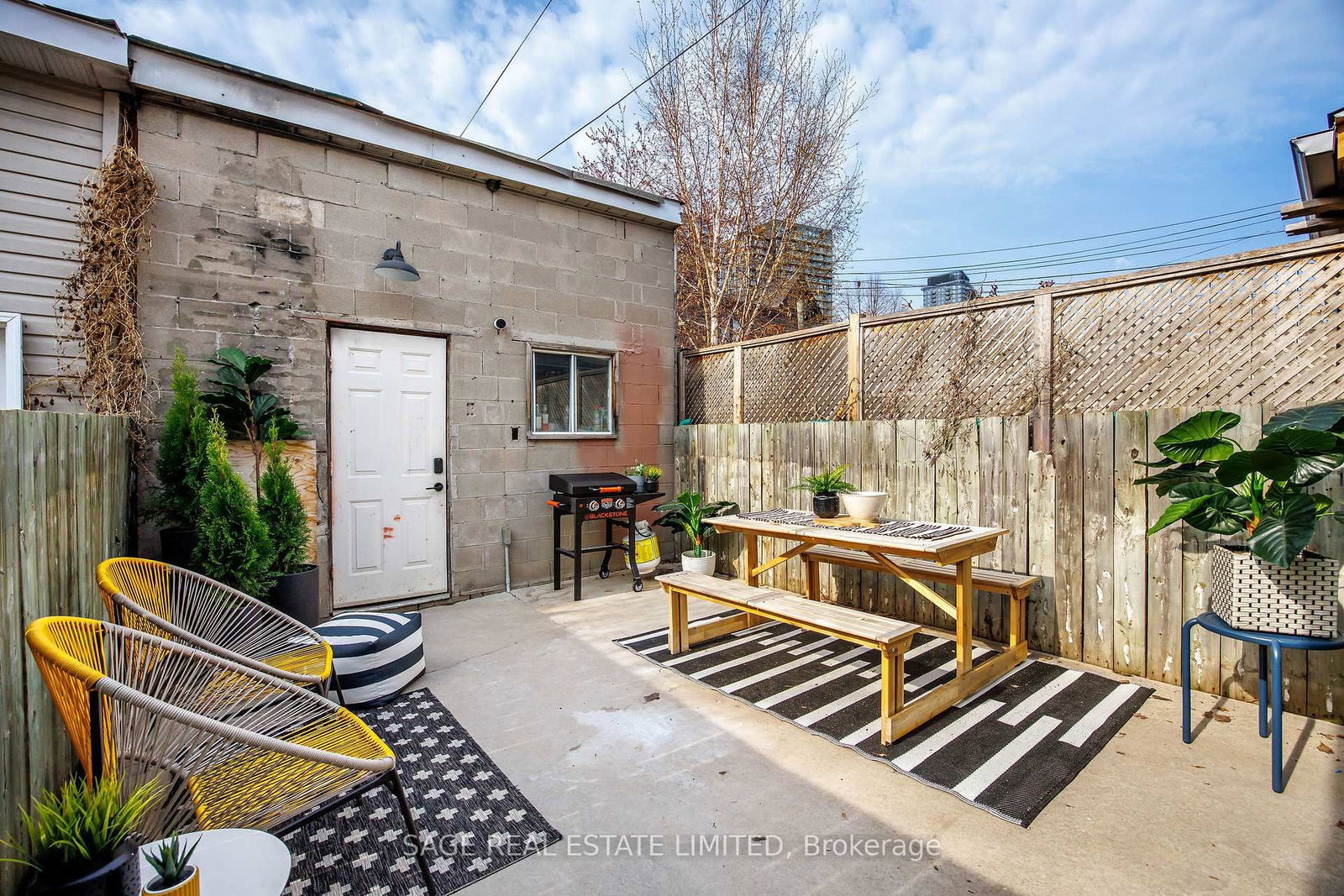 138 Lappin Avenue - Photo 33