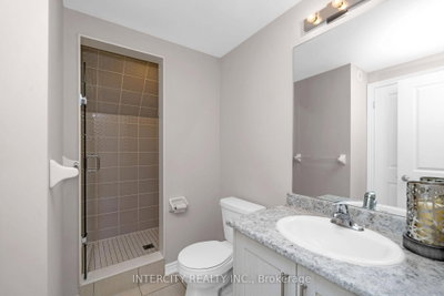 60 Halliford Brampton,ON L6P 0N5 — Photo 17