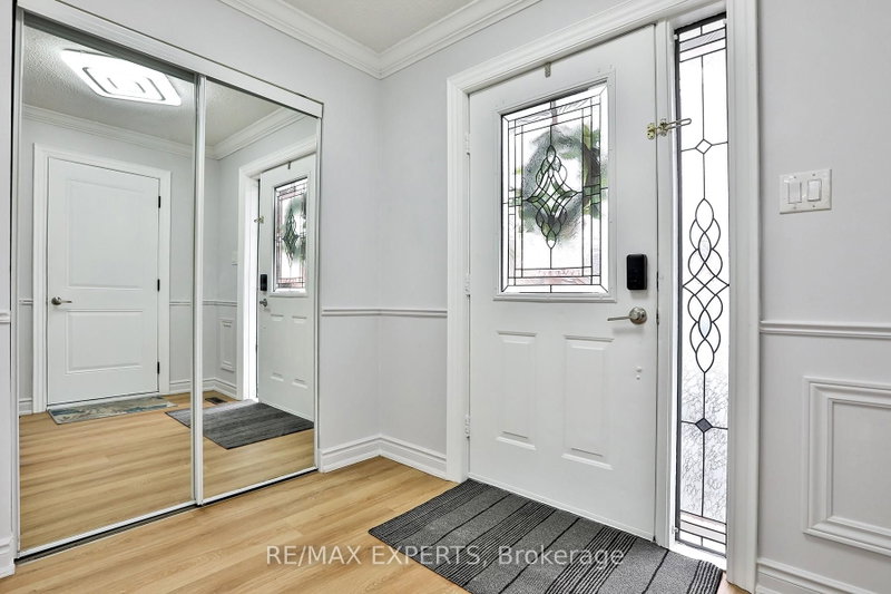 16 Hetherington Place