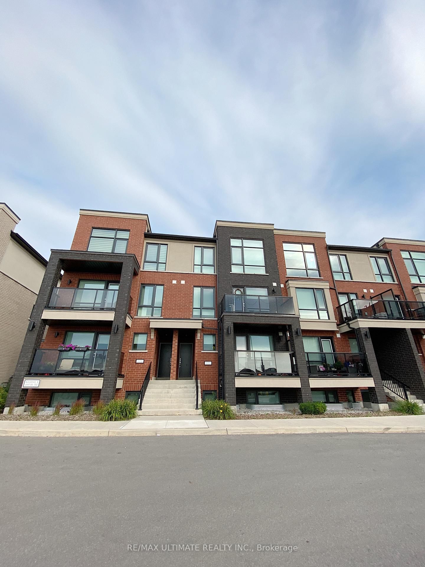 100 Dufay Road, Unit 91