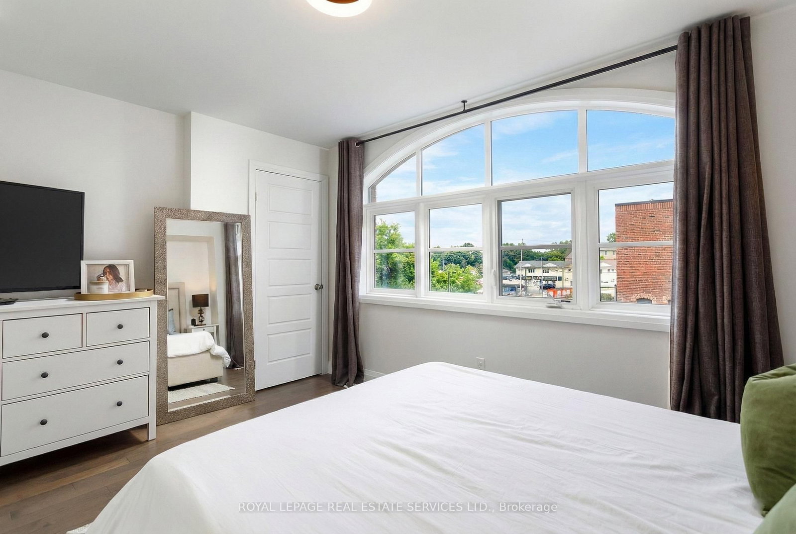 405 Plains Road E, Unit 22 - Photo 21