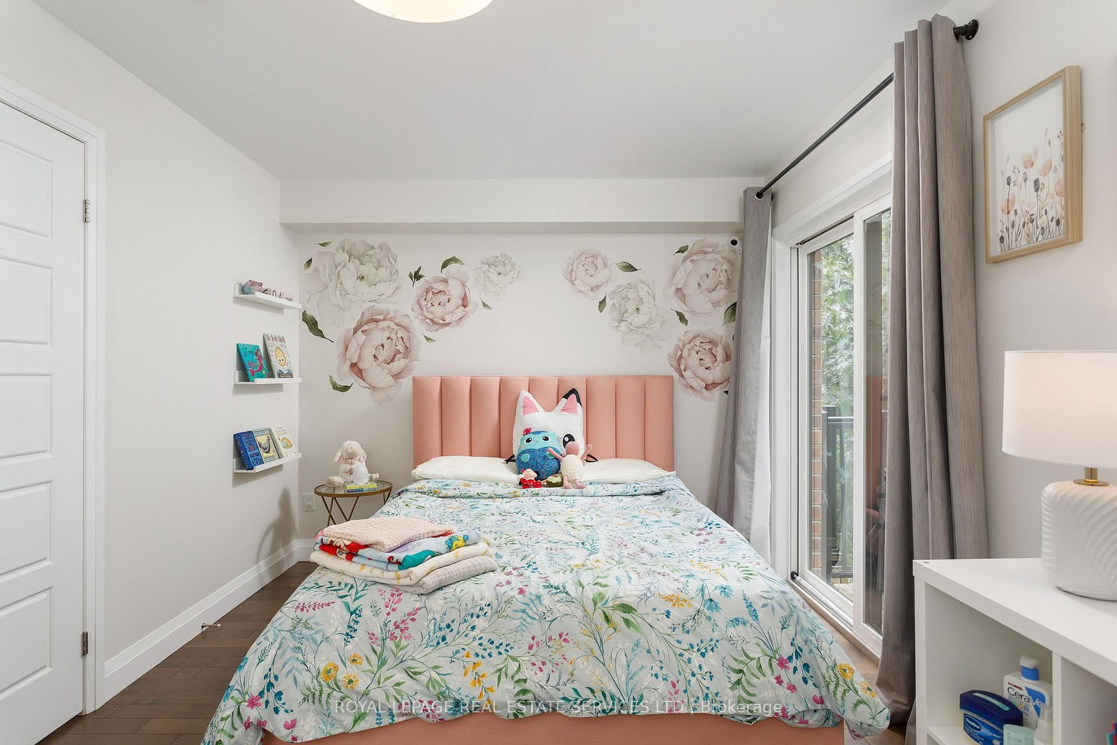 405 Plains Road E, Unit 22 - Photo 32
