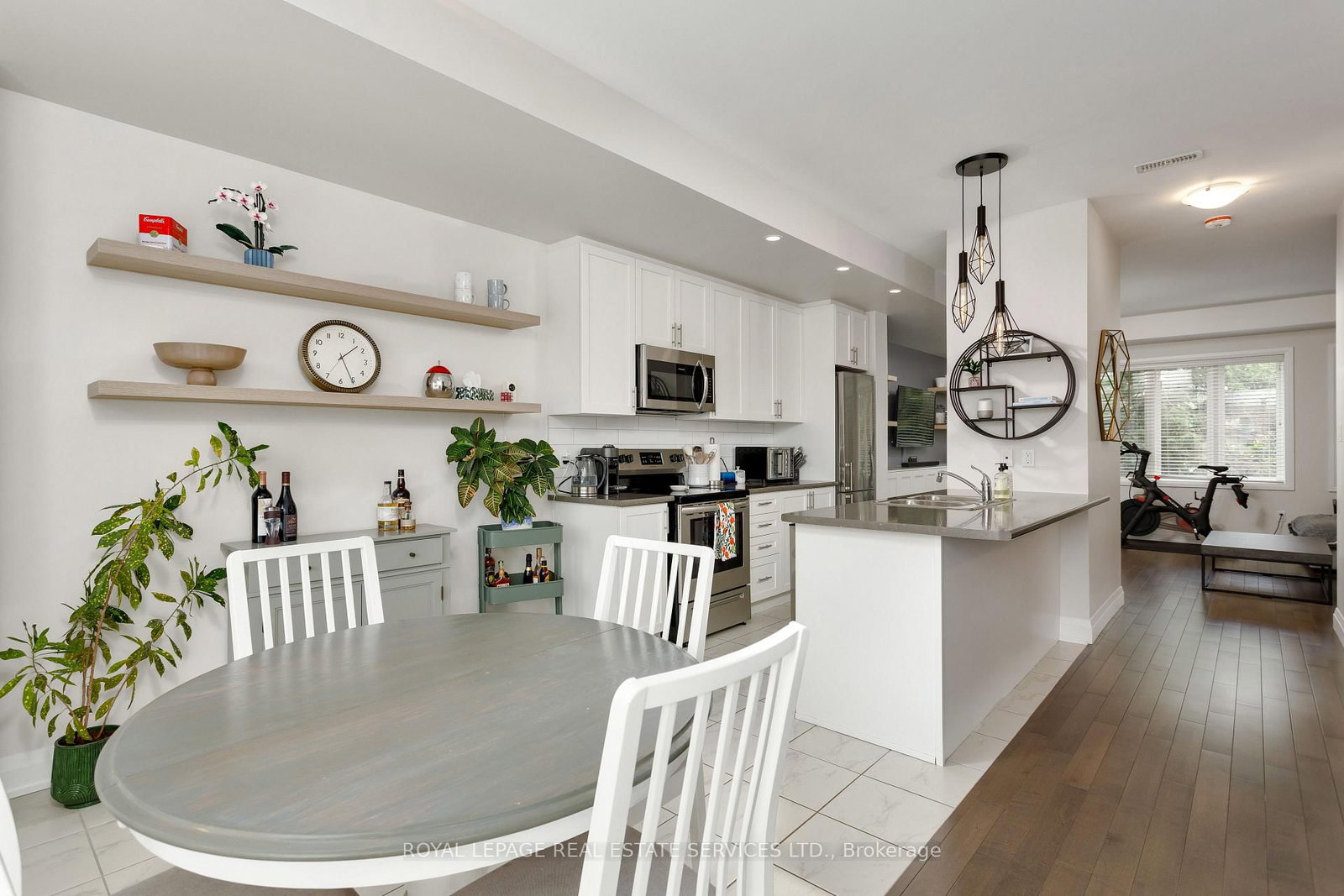 405 Plains Road E, Unit 22 - Photo 5