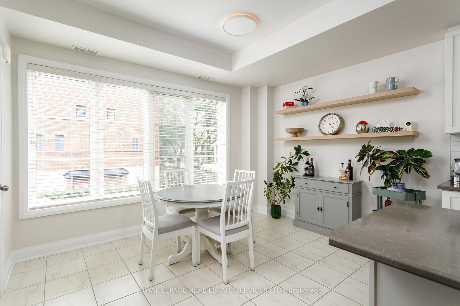 405 Plains Road E, Unit 22 - Photo 9