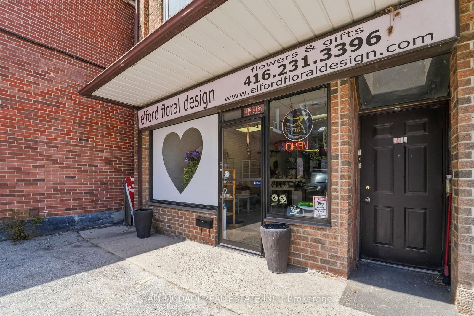 4142 Dundas Street W - Photo 5