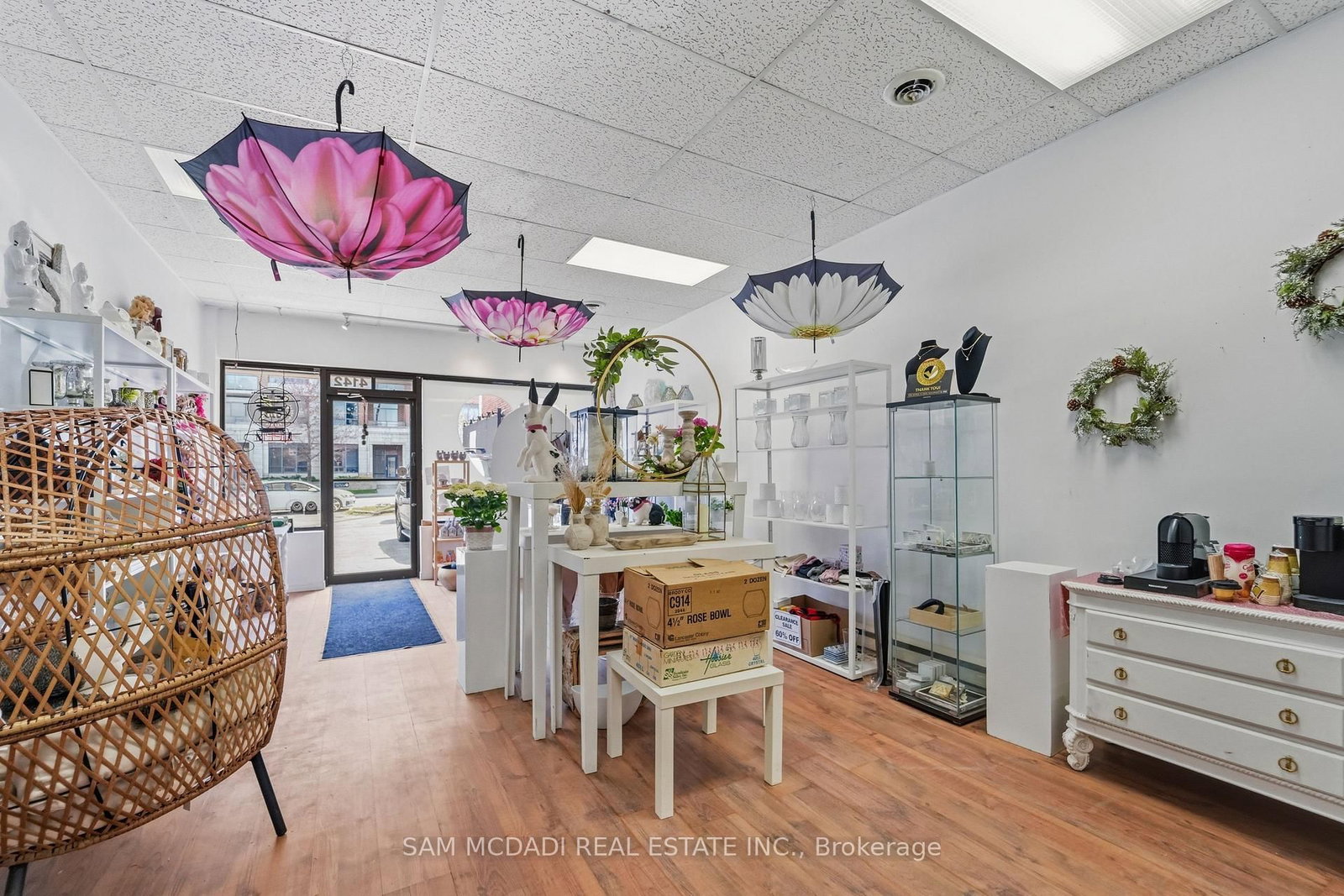 4142 Dundas Street W - Photo 6