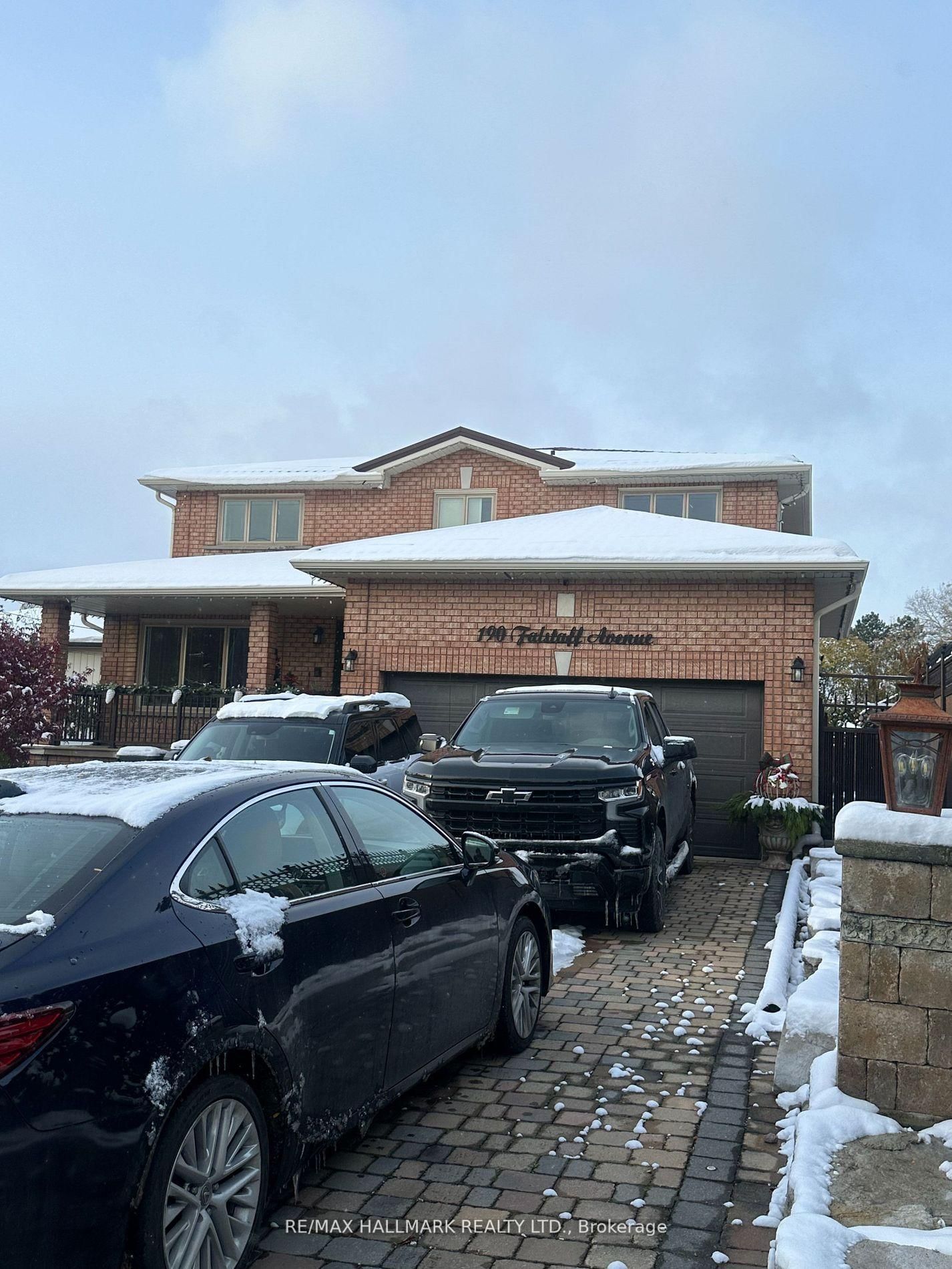 Detached House for lease at BSMT-190 Falstaff Avenue, Toronto, Ontario, M6L 3C3 - Rustic - MLS: W13049816