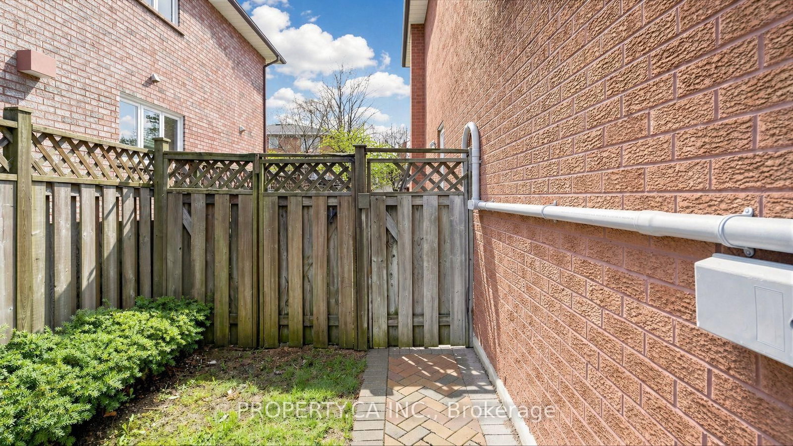 1469 Brentano Boulevard - Photo 7