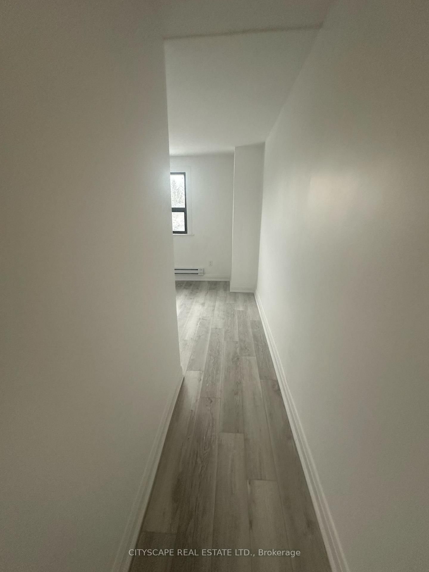 1710 St Clair Avenue W, Unit Unit 1 - Photo 3