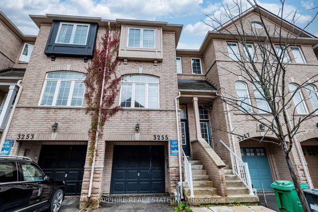 3255 Redpath Circle