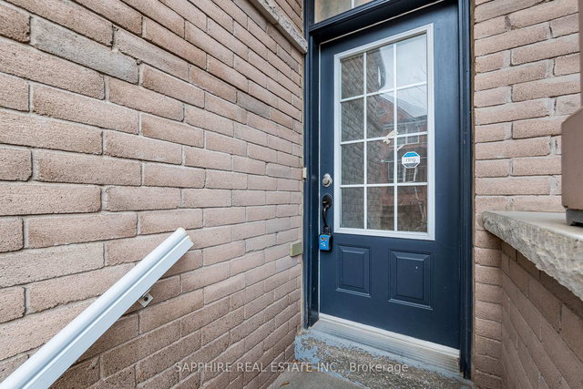 3255 Redpath Circle