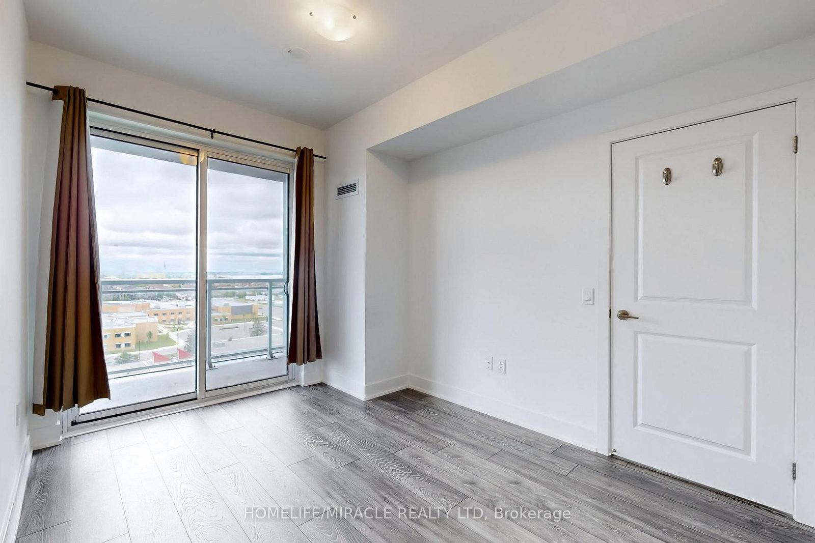 1050 Main Street E, Unit 1106 - Photo 19