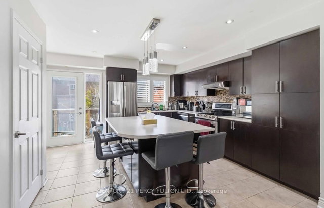 67 - 3050 Erin Centre Boulevard