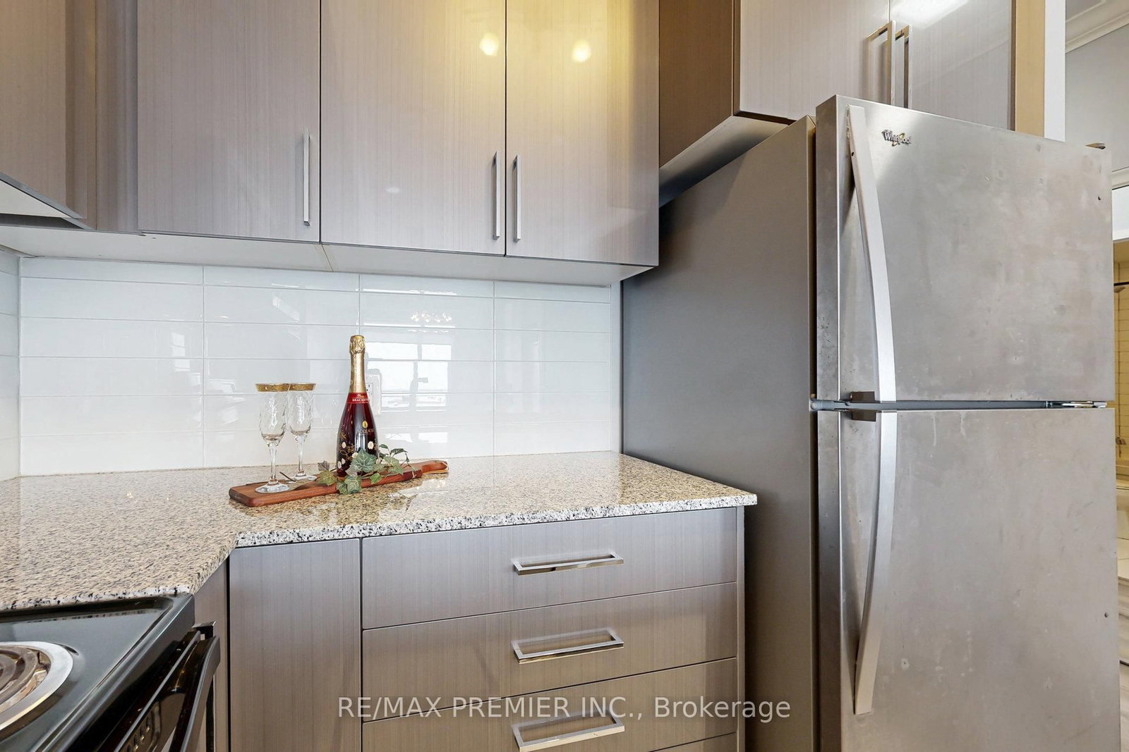 840 Queen's Plate Drive, Unit 610 - Photo 17