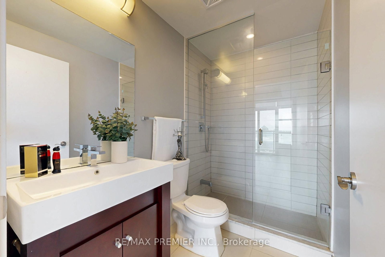 840 Queen's Plate Drive, Unit 610 - Photo 31