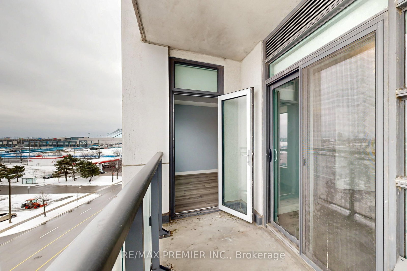 840 Queen's Plate Drive, Unit 610 - Photo 34