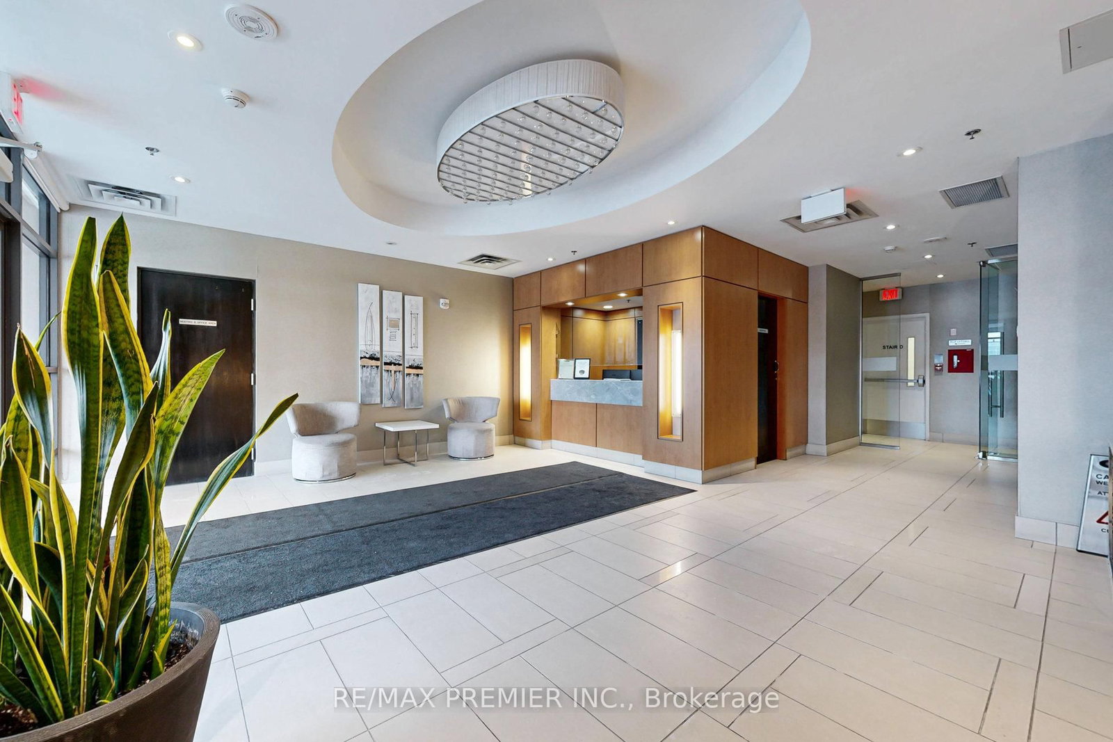 840 Queen's Plate Drive, Unit 610 - Photo 44