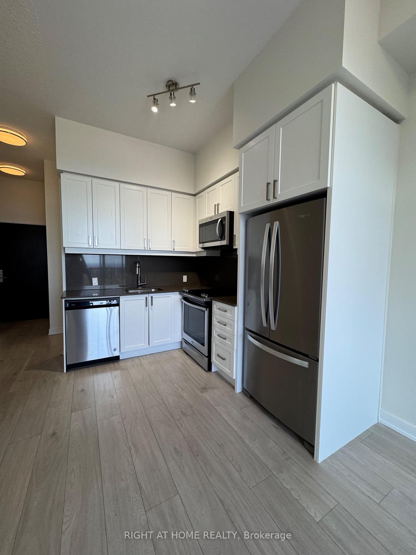 8 Nahani Way, Unit Lph 19 - Photo 18