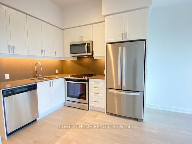 8 Nahani Way, Unit Lph 19 - Photo 5