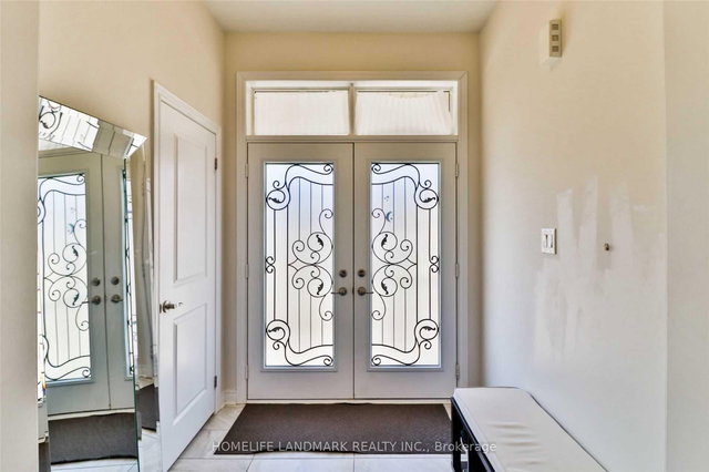 3270 Mintwood Circle