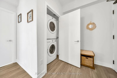 4130 Parkside Village Drive • #3504 • Mississauga, ON photo 8
