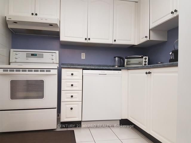 145 Hillcrest Avenue, Unit 1108 - Photo 16
