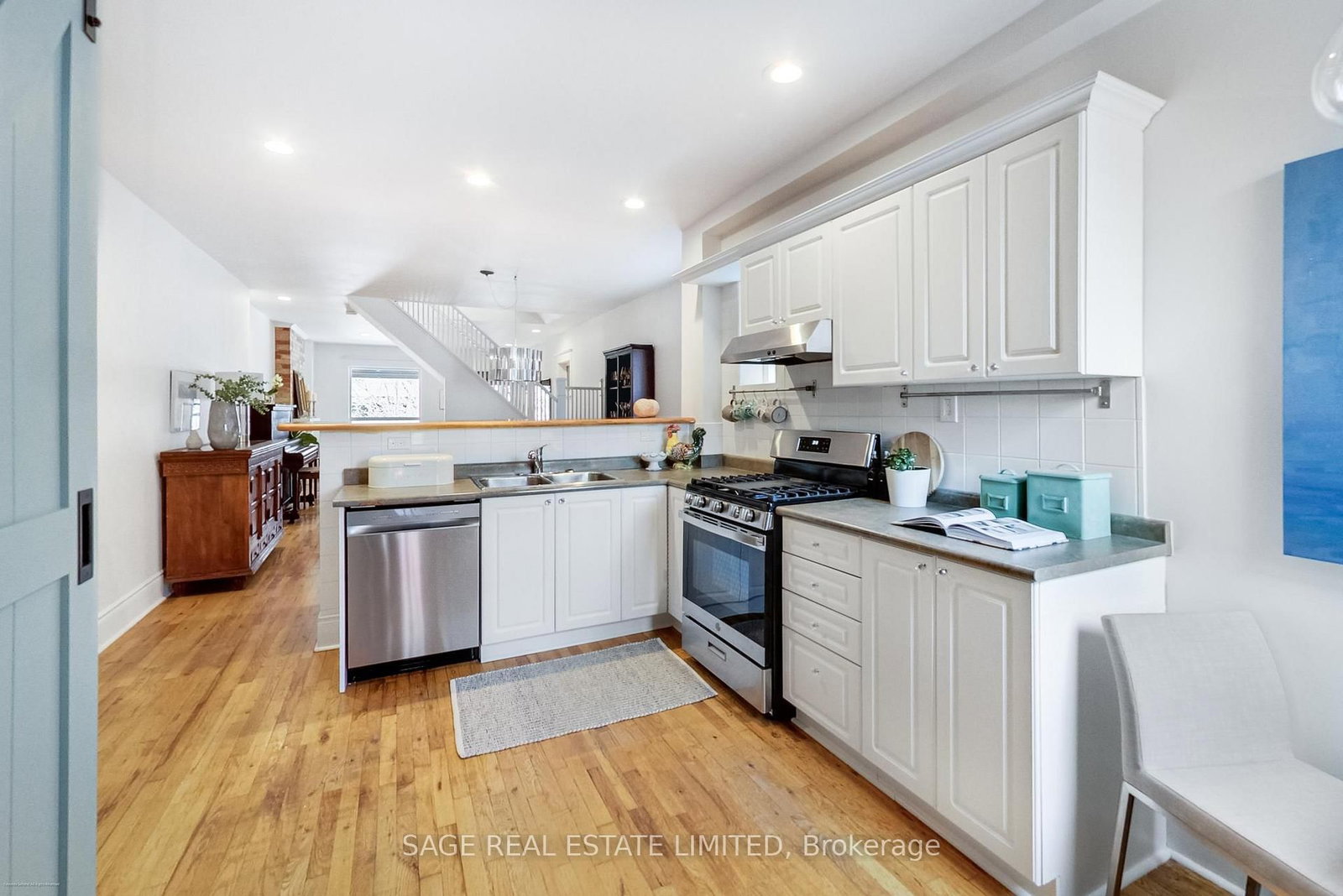 62A Galley Avenue - Photo 12