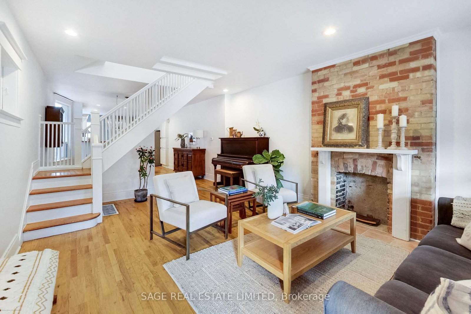 62A Galley Avenue - Photo 2