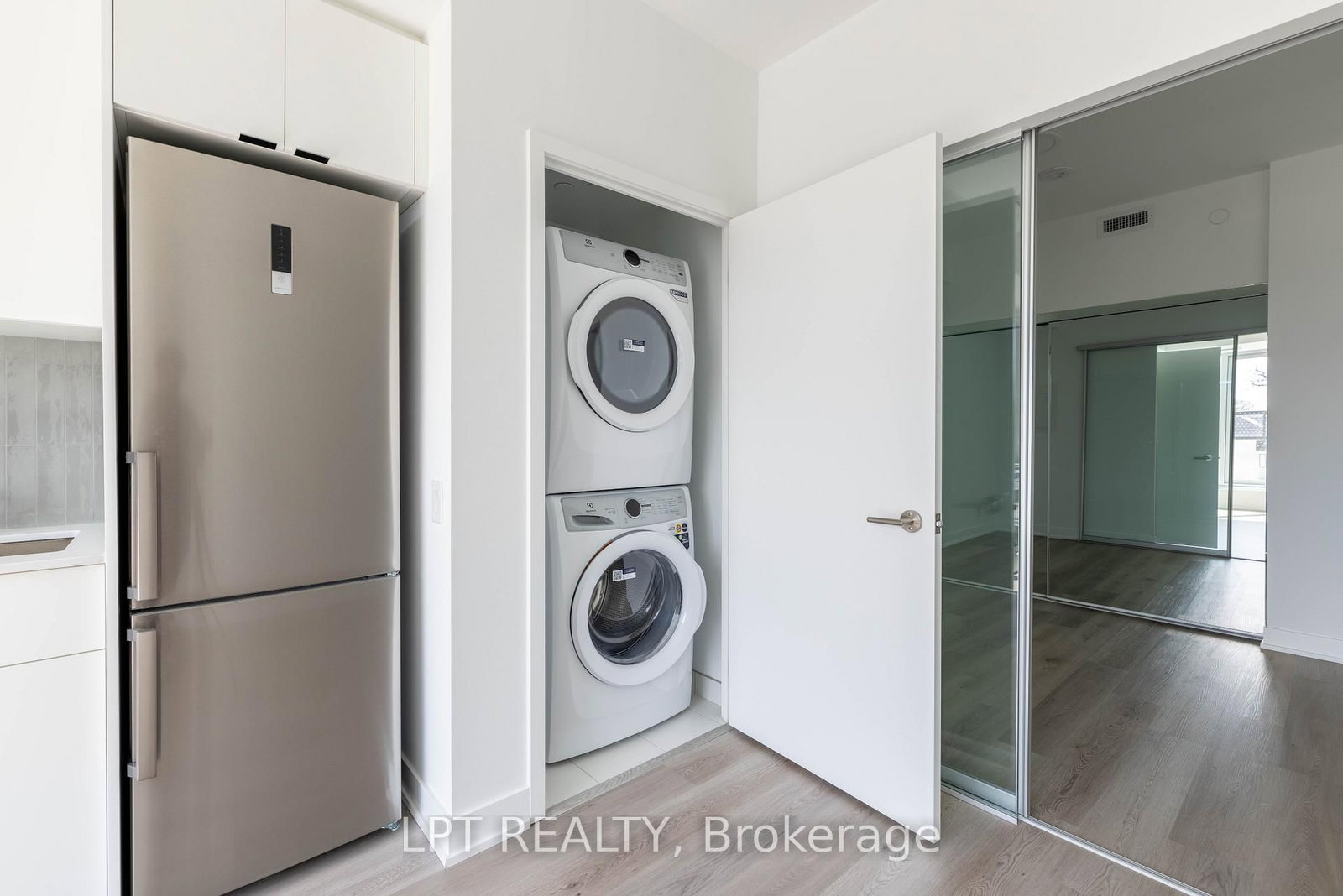 1660 Bloor Street W, Unit 506 - Photo 10