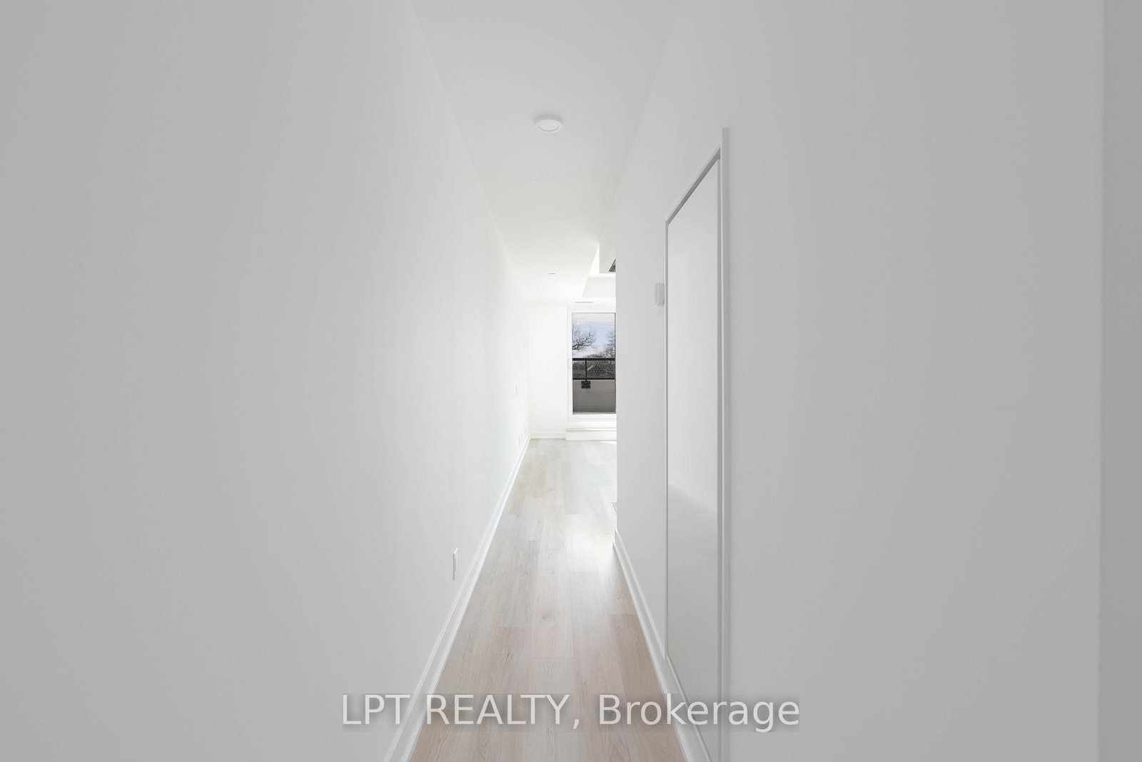 1660 Bloor Street W, Unit 506 - Photo 3