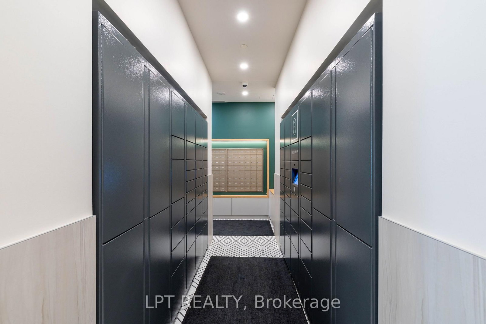1660 Bloor Street W, Unit 506 - Photo 37