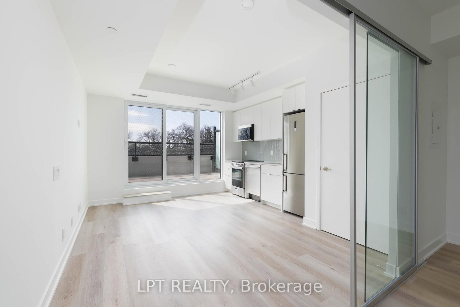 1660 Bloor Street W, Unit 506 - Photo 4