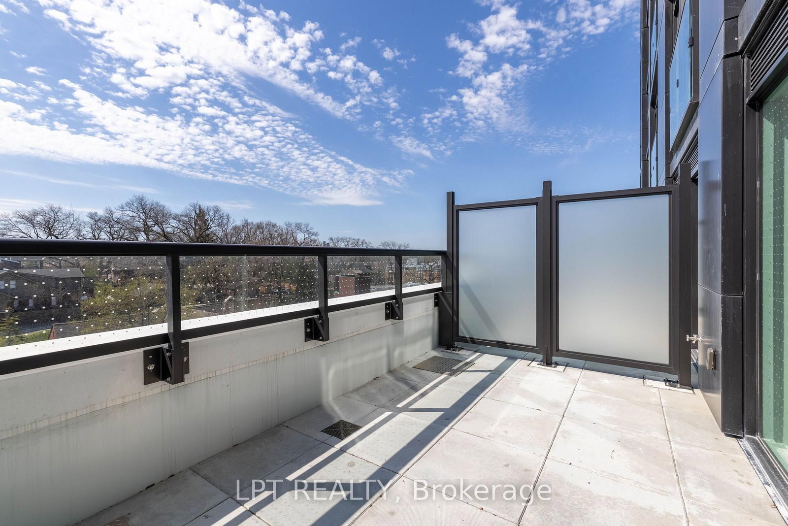1660 Bloor Street W, Unit 506 - Photo 8