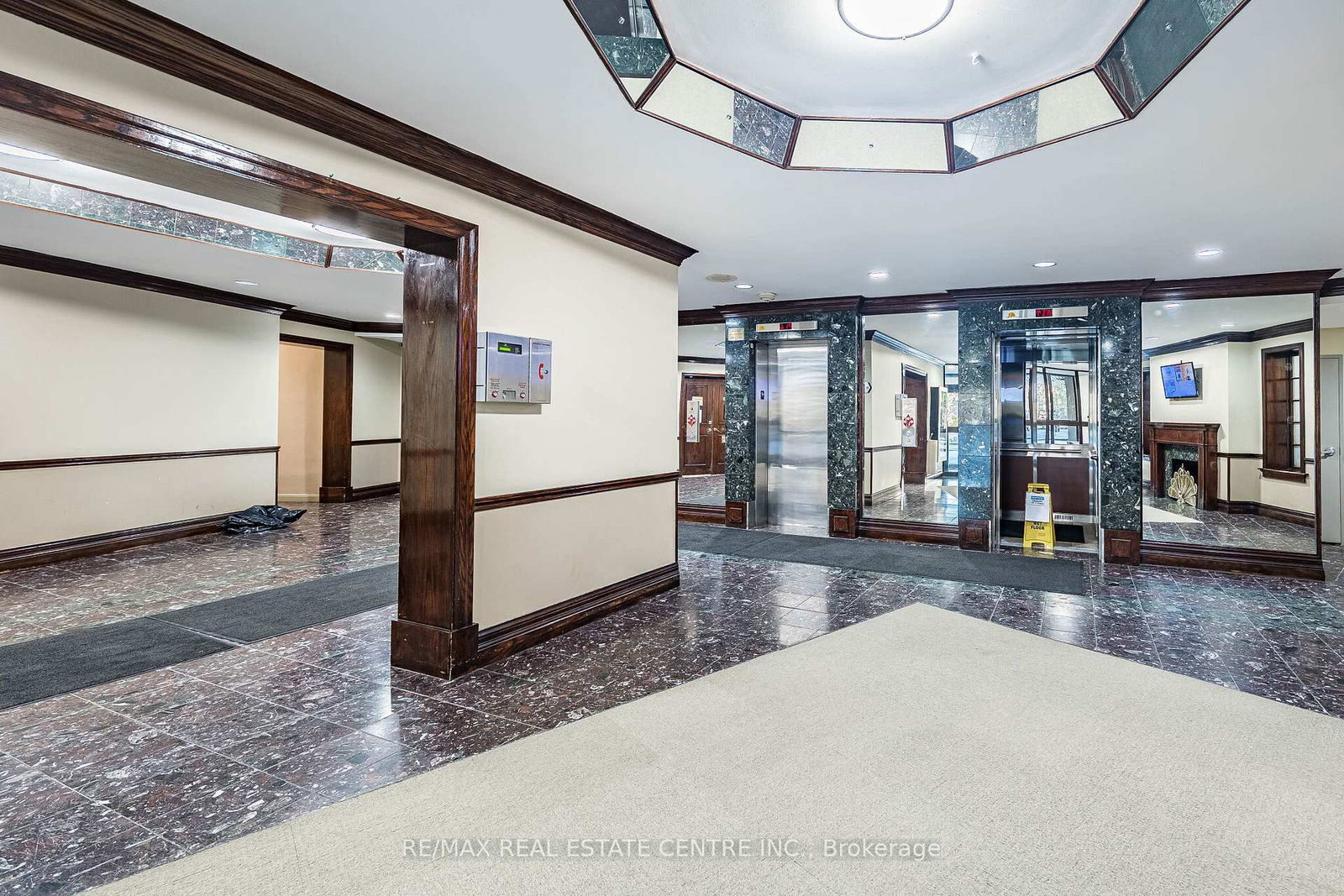 627 The West Mall Road, Unit 1802 - Photo 4