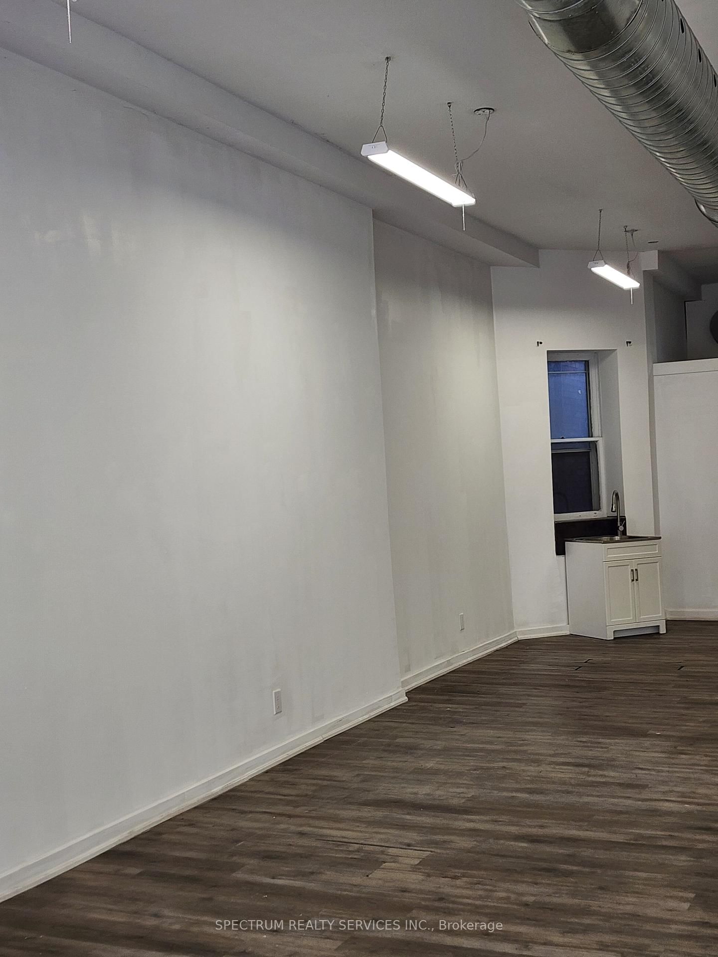 3126 Dundas Street W - Photo 7
