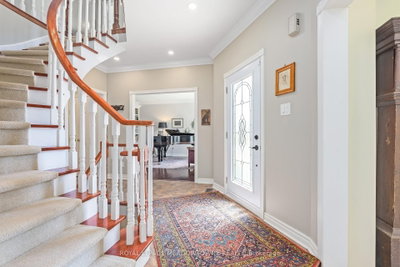 16 Oak Ridge Drive • Halton Hills, ON photo 7