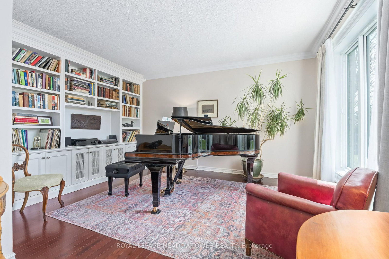 16 Oak Ridge Drive • Halton Hills, ON photo 9