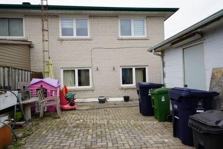 73 Buckland Rd, Toronto, M3L 1W3 | Image 3
