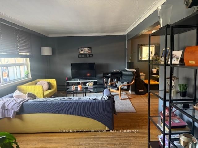 757 W Lawrence Avenue • Toronto, ON photo 10